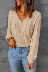 Langärmliger Pullover mit Zopfmuster